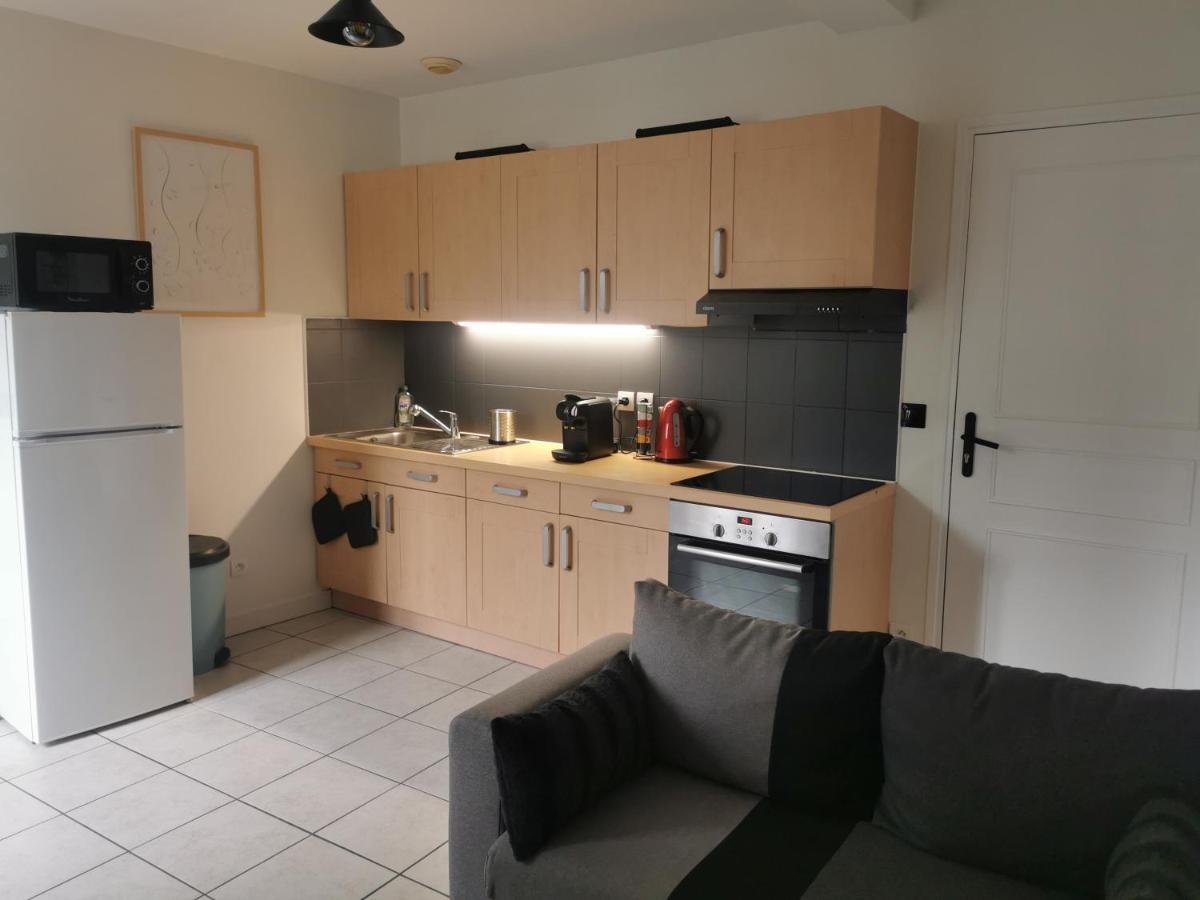 Charmant Appartement A 1 Minute Du Lac อานซี ภายนอก รูปภาพ