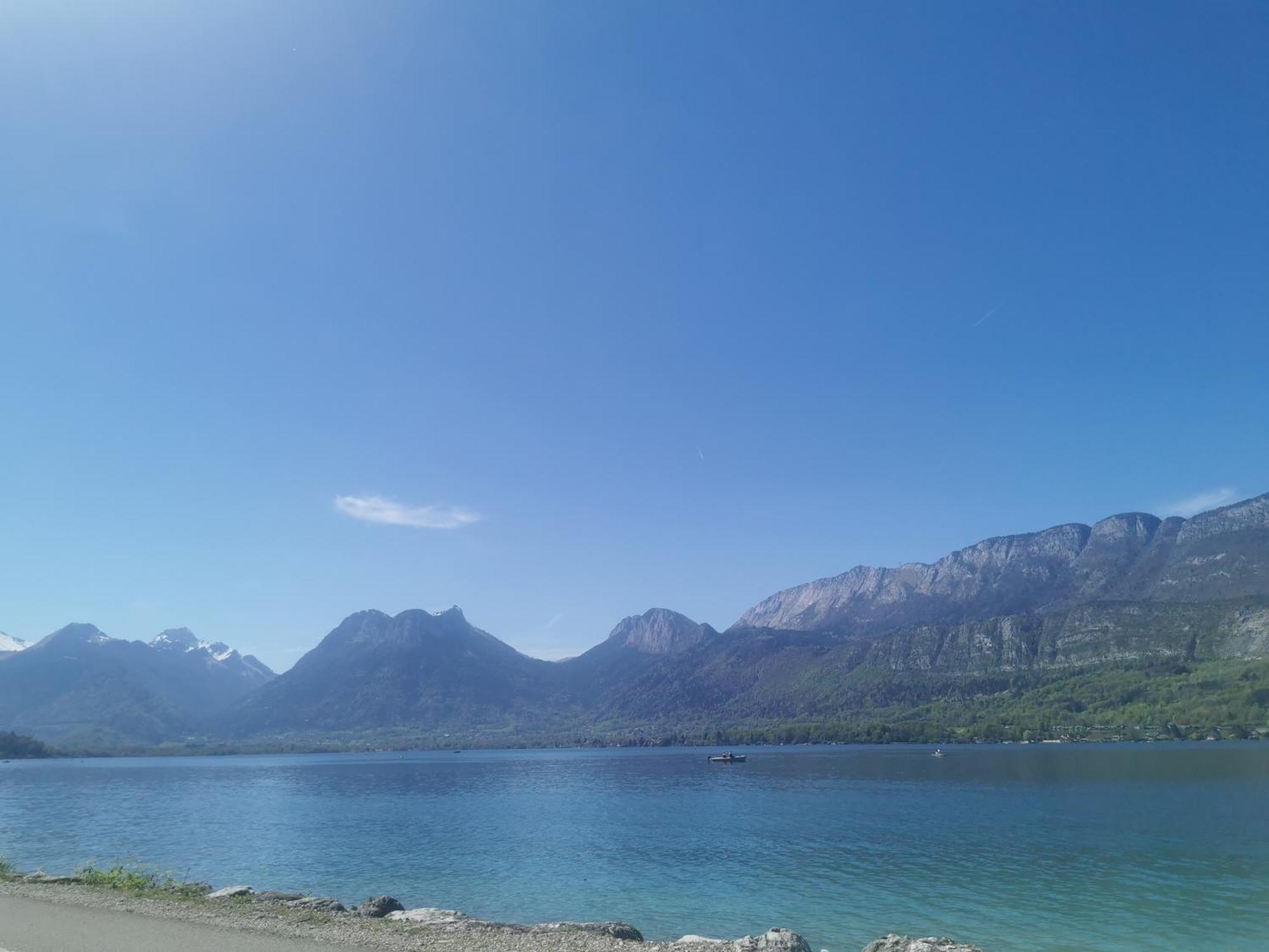 Charmant Appartement A 1 Minute Du Lac อานซี ภายนอก รูปภาพ